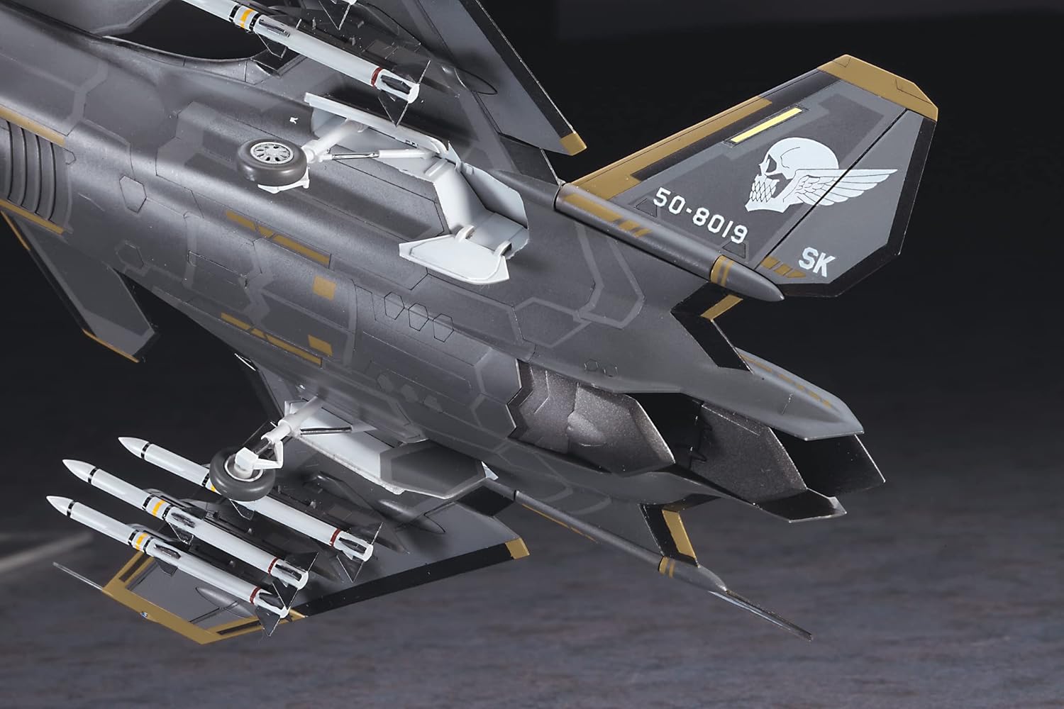 Hasegawa SP548 1/72 Ace Combat 7 Skies Unknown ASF-X Shinden II - BanzaiHobby