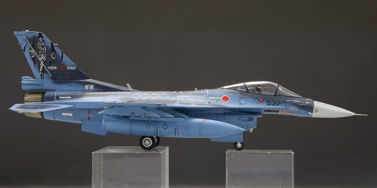 Fine Molds 72848 1/72 Air Self-Defense Force F-2A Fighter Airplane Via Guardian 23 - BanzaiHobby