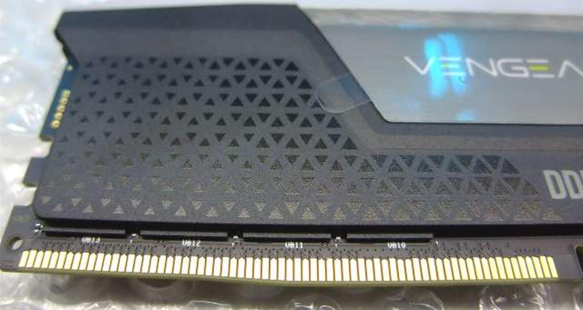 CORSAIR Memory CMH64GX5M2B6000C40 for desktop PCs