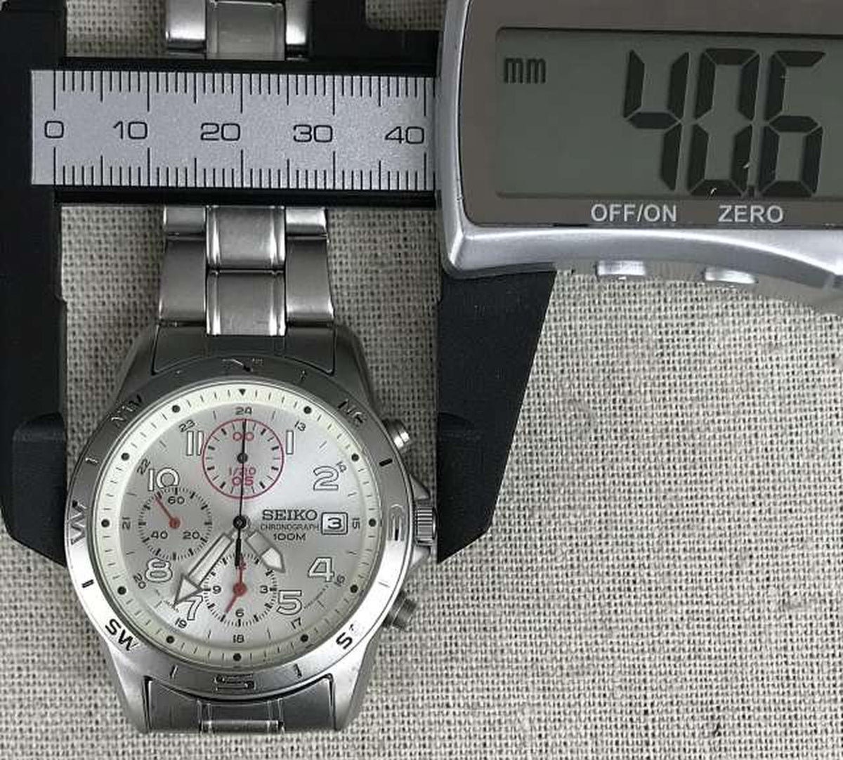 SEIKO Quartz Wristwatch 7T92-0DX0