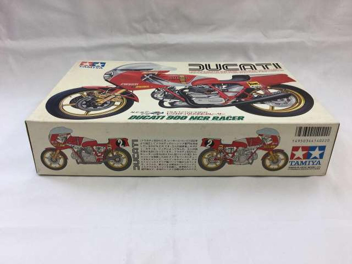 TAMIYA 1/12 Doukati 900NCR Racer Motorcycle Series No.22