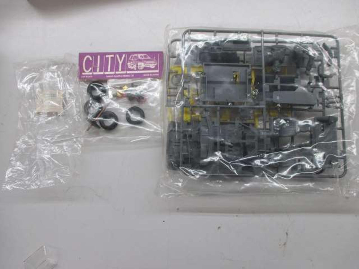 TAMIYA 1/24 Honda City R (with Moto Component)