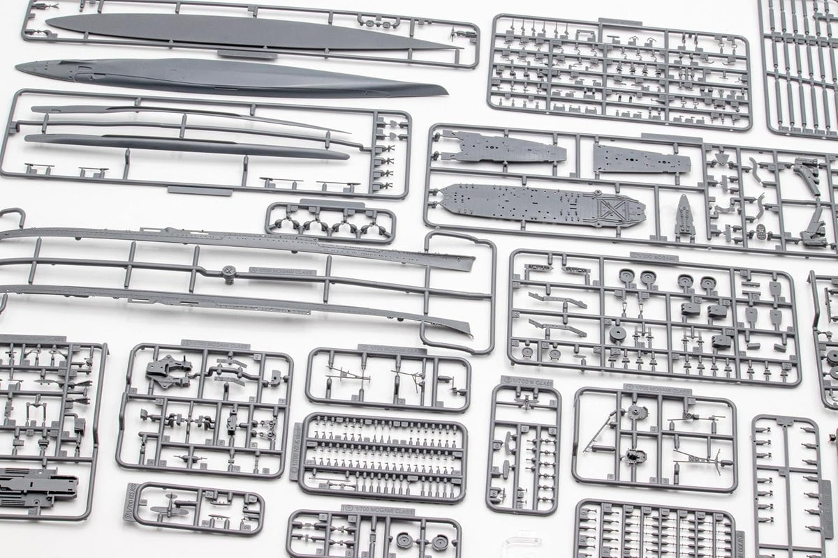 Fujimi FH-50 1/700 Japanese Navy Heavy Cruiser Mogami (1942) - Fujimi Banzai Hobby