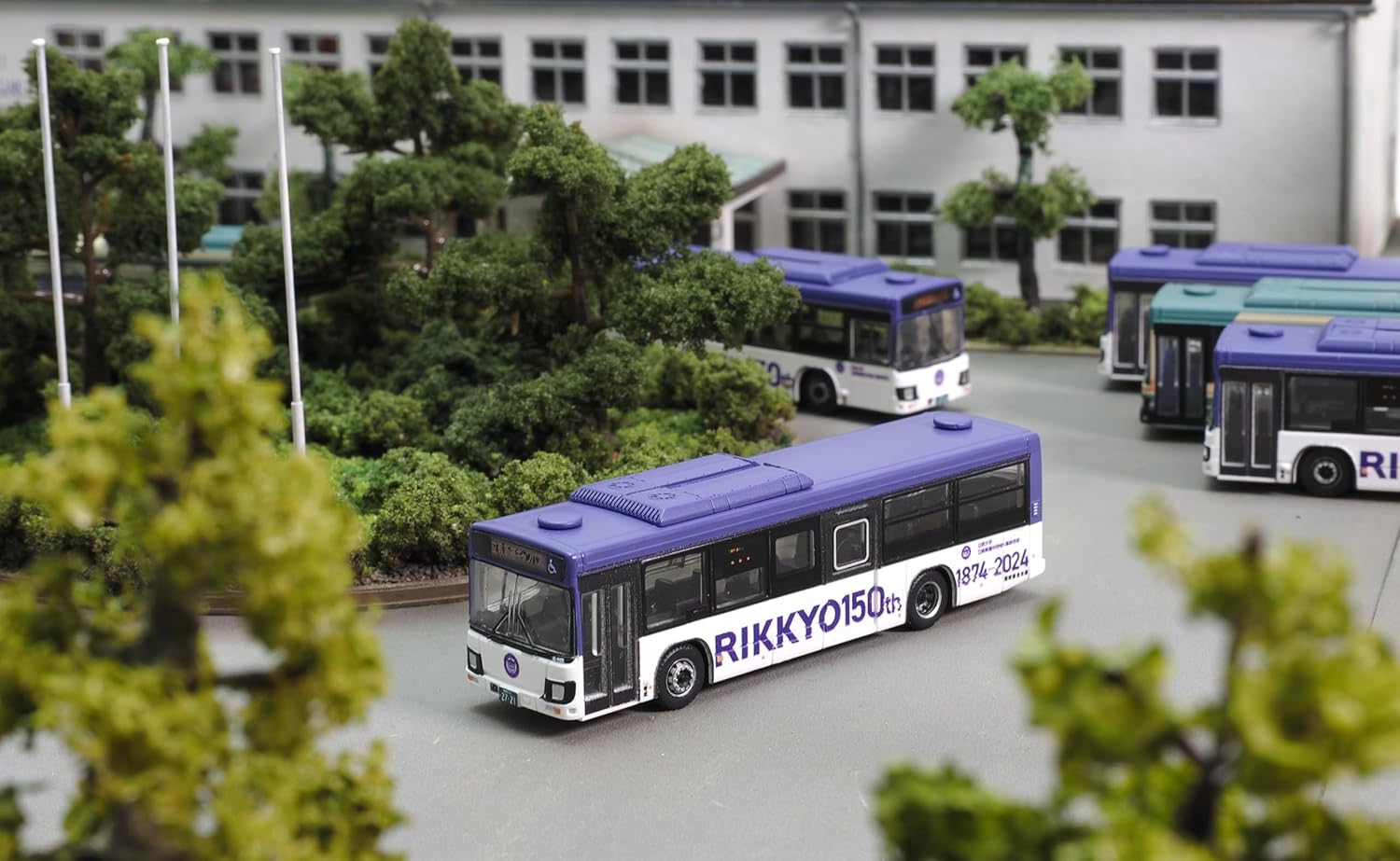 TOMYTEC The Bus Collection Rikkyo Gakuin School Bus - BanzaiHobby