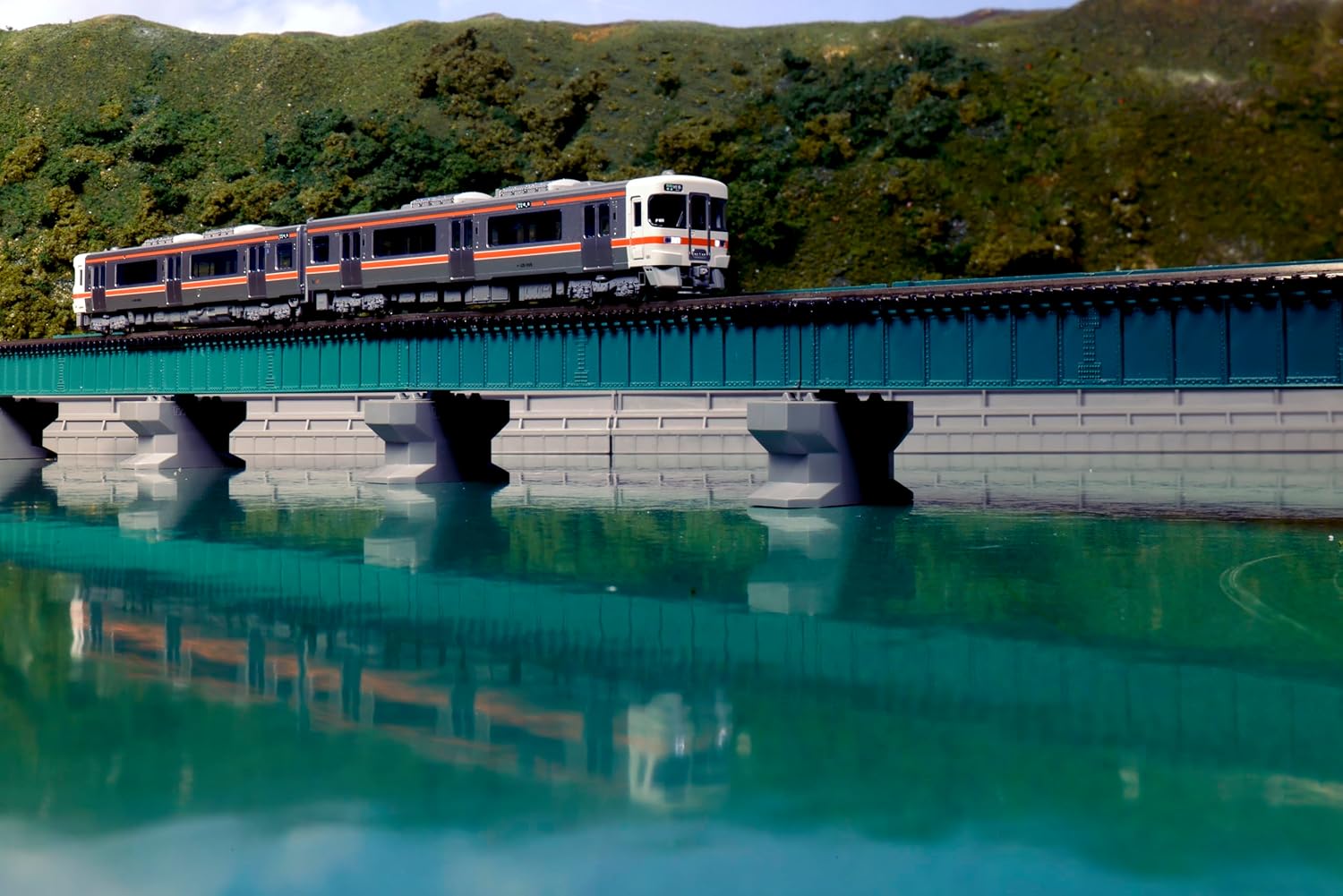 KATO 10-1666 N-Gauge KIHA 25-1000 Series (Takayama Main Line - Taita Line) 2 Cars Set