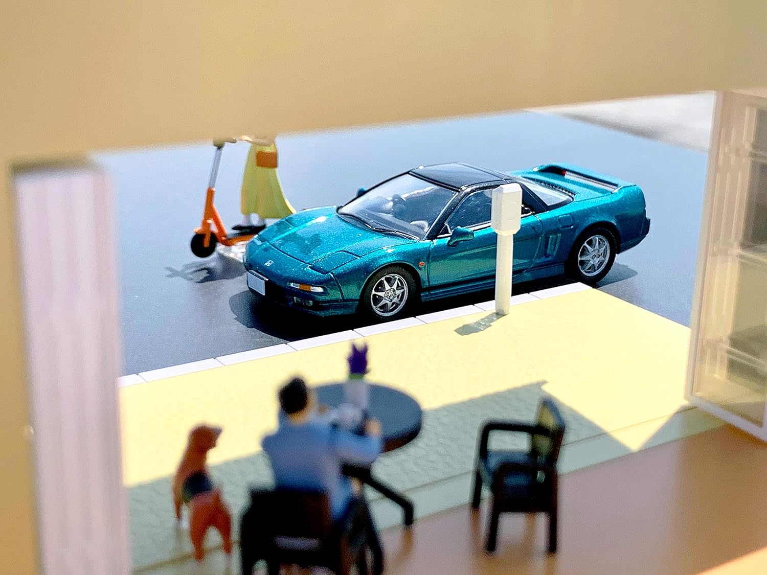 TOMYTEC 324768 1/64 Diorama Collection 64 # Car Snap 21a Cafe Terrace (with Honda NSX) - BanzaiHobby