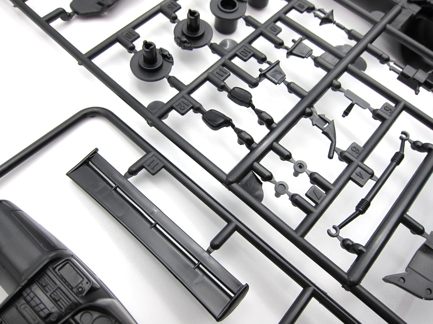 Fujimi ISD22 1/24 Initial D Series No.22 Skyline GT-R (BNR34) Kozo Hoshino - BanzaiHobby