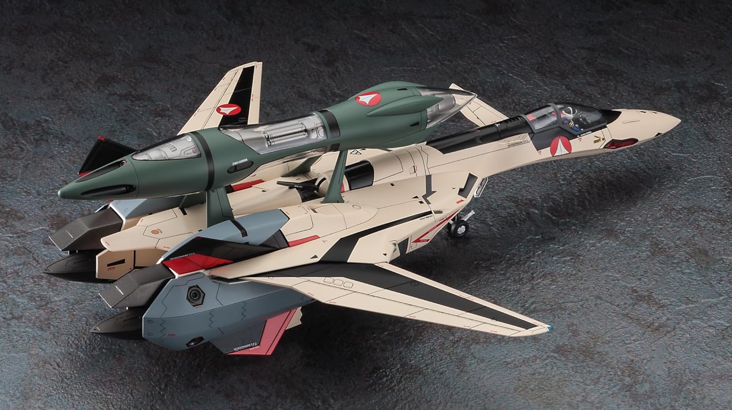 Hasegawa 65885 1/72 Macross Plus YF-19 w/Fast Pack & Fold Booster - BanzaiHobby