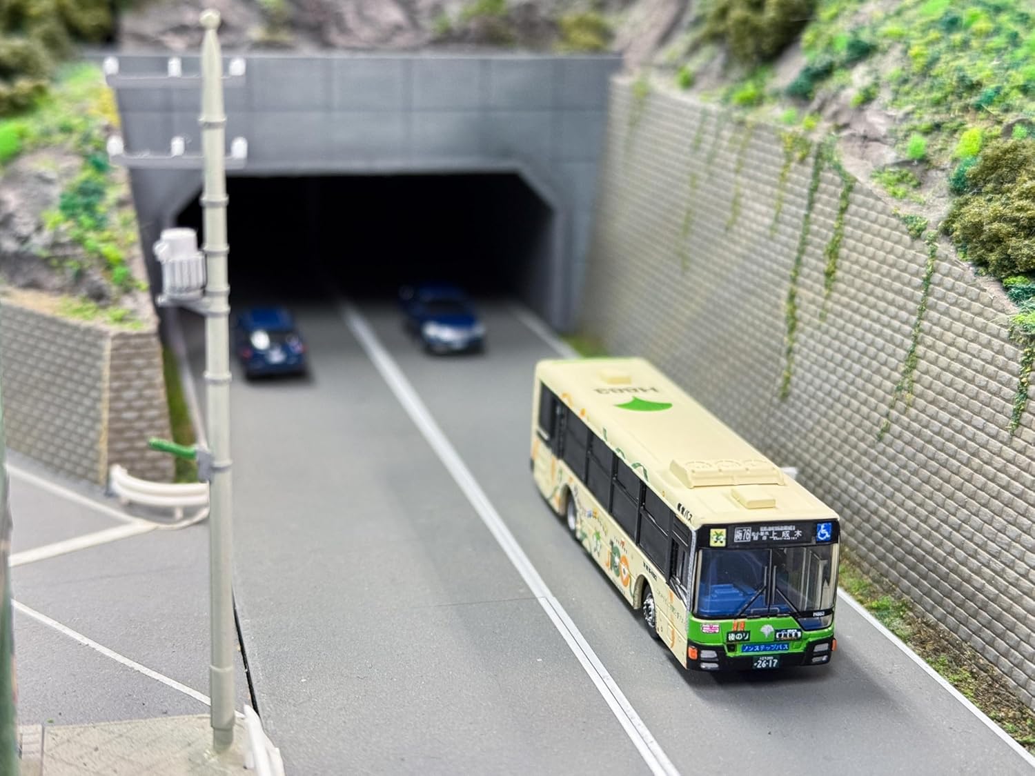 TOMYTEC The Bus Collection Tokyo Metropolitan Bureau of Transportation Toei Bus 100th Anniversary Design Special Case - BanzaiHobby