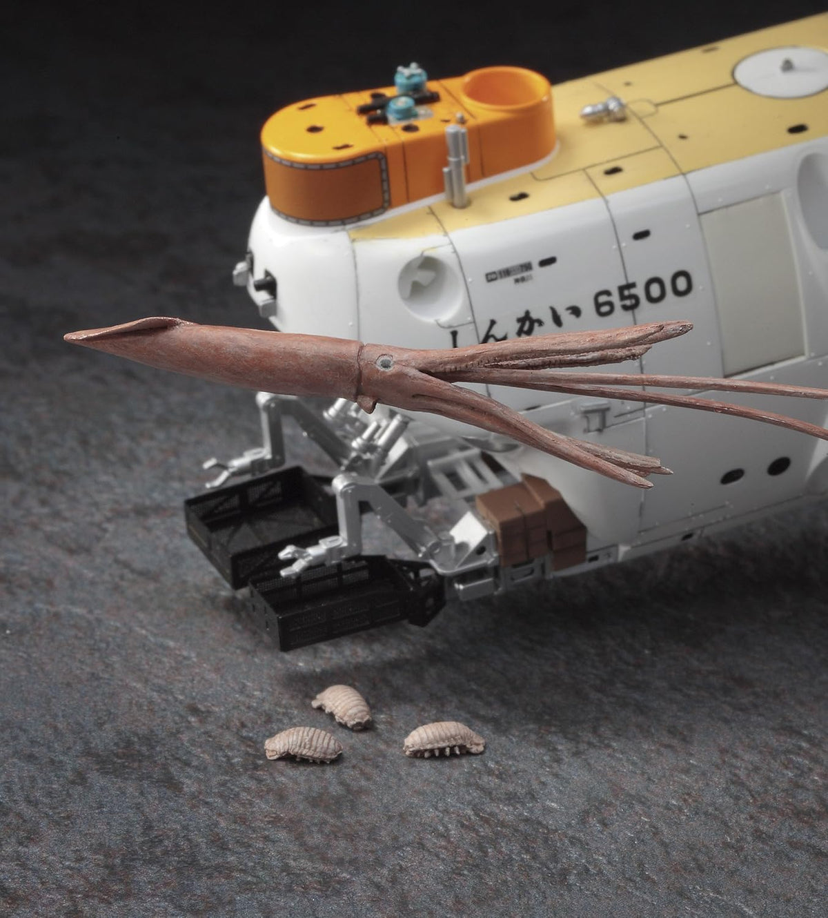 Hasegawa SP329 1/72 Manned Research Submersible Shinkai 6500 Detail-Up Version with Deep-Sea Creatures - BanzaiHobby