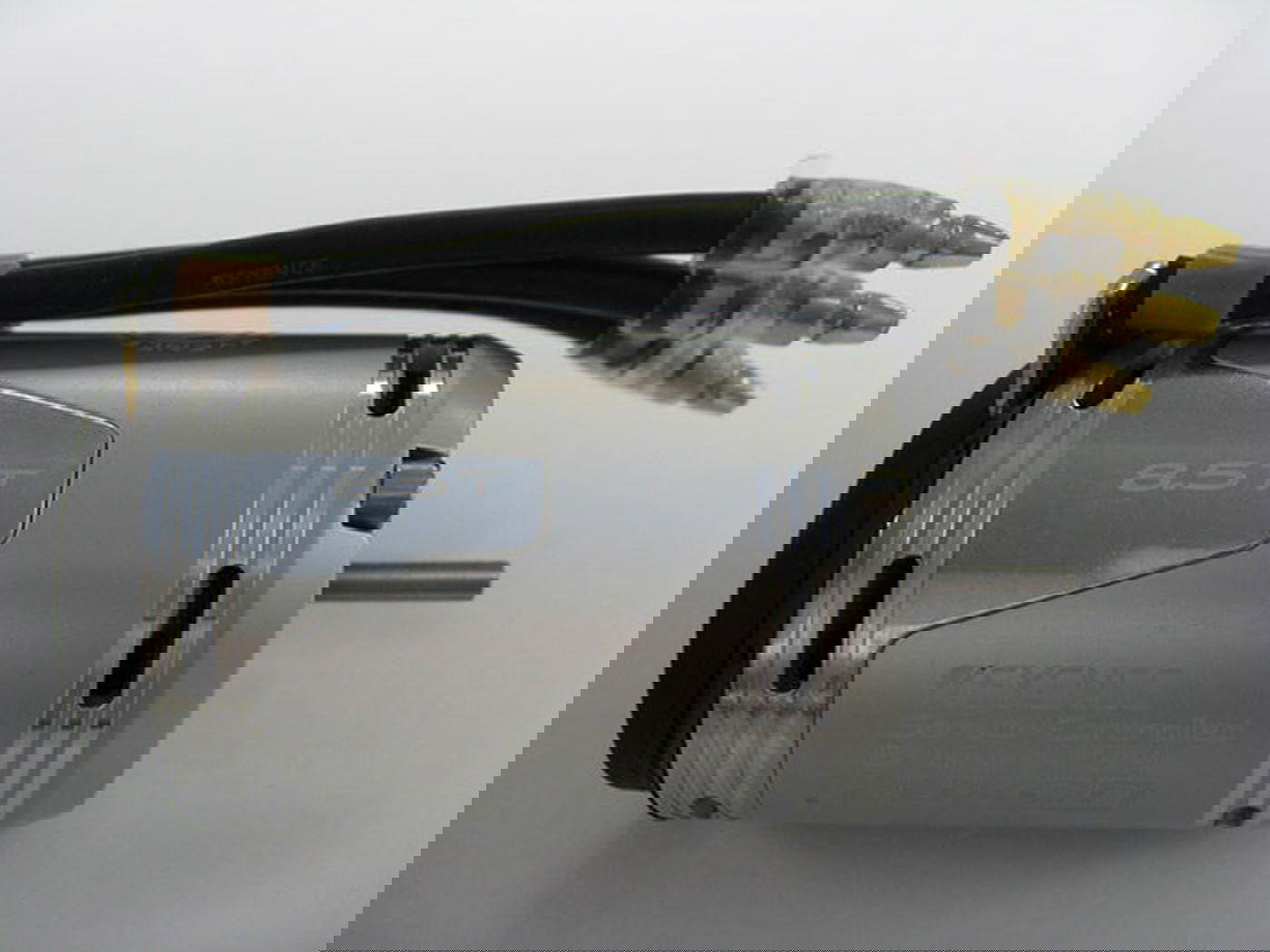 Acuvance (Keyence) LUXON KG Series 9.5T Brushless Motor - BanzaiHobby