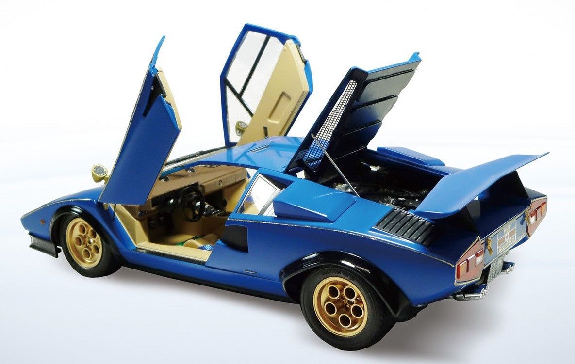 Aoshima `76 Wolf Countach Ver.2 - BanzaiHobby