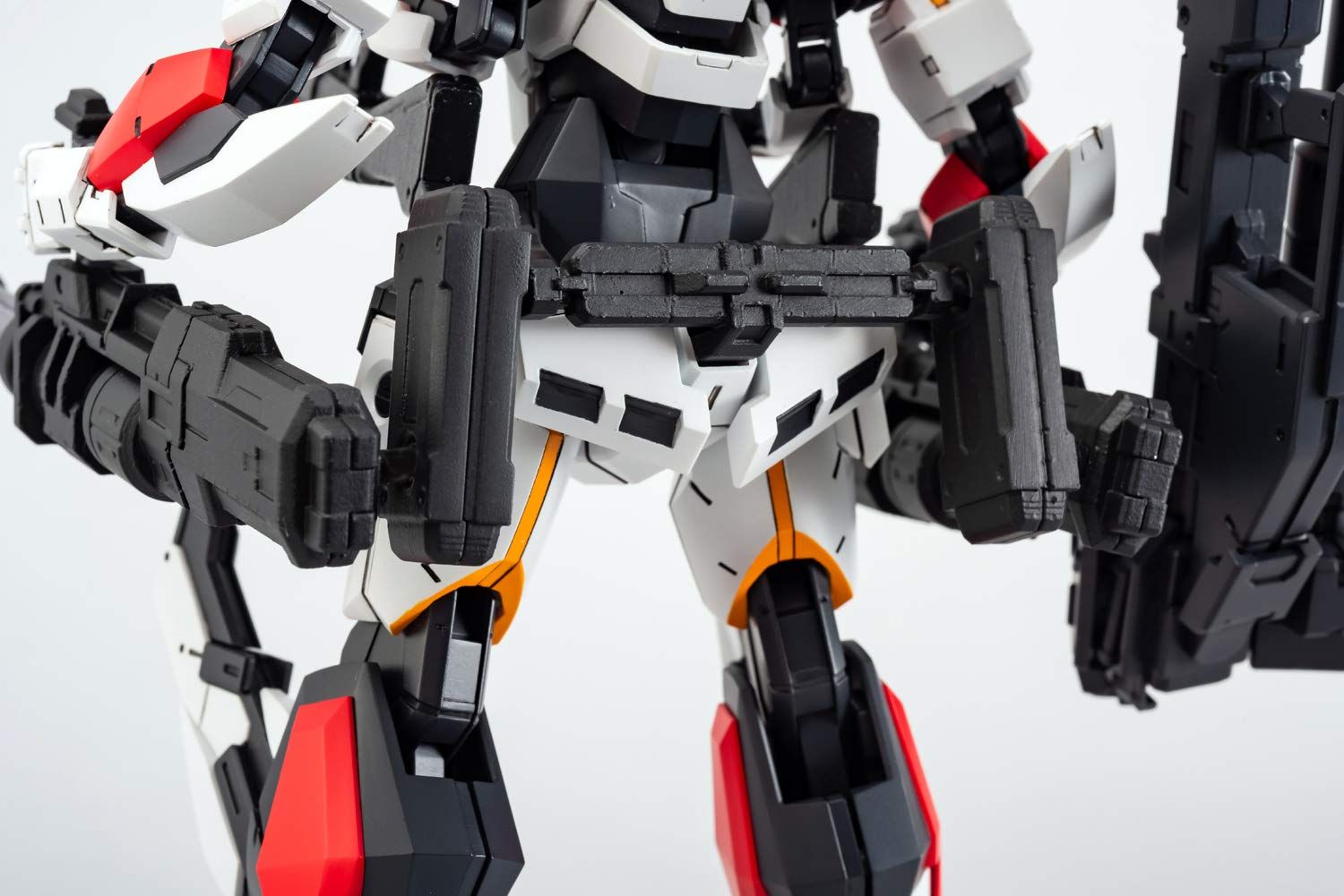 Aoshima Full Metal Panic! IV ARX-8 Laevatein Final Battle Type - BanzaiHobby