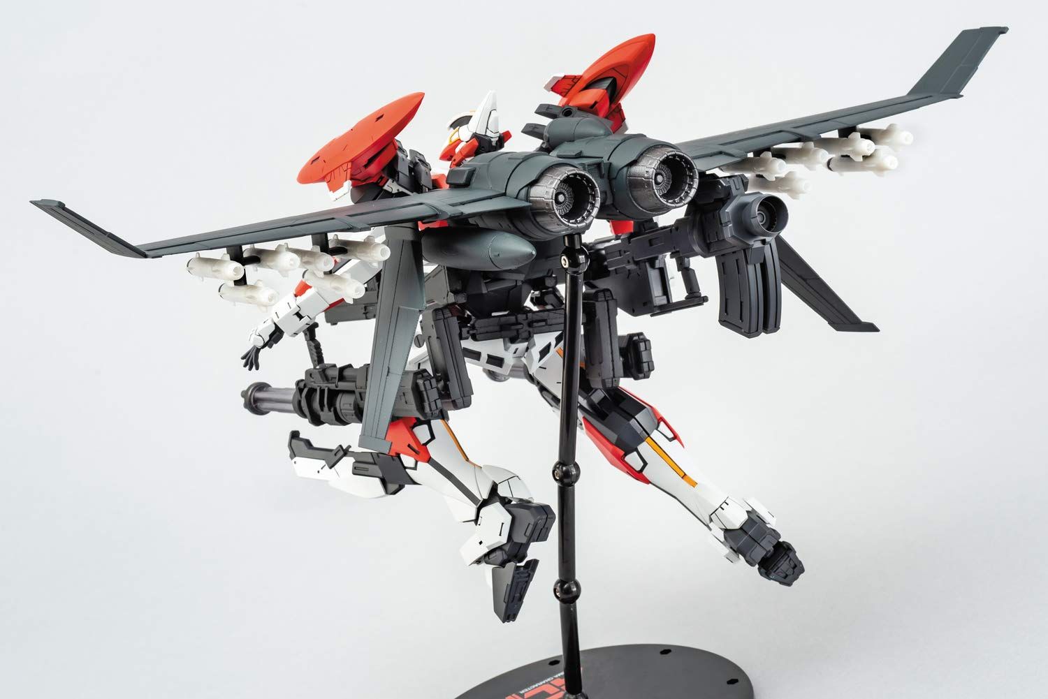 Aoshima Full Metal Panic! IV ARX-8 Laevatein Final Battle Type - BanzaiHobby