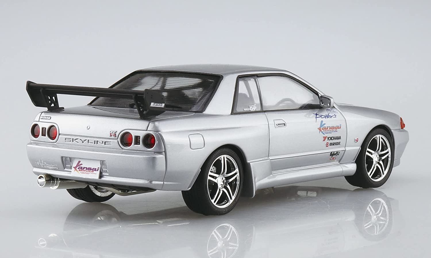 Aoshima HKS Kansai BNR32 Skyline GT-R `90 (Nissan) - BanzaiHobby
