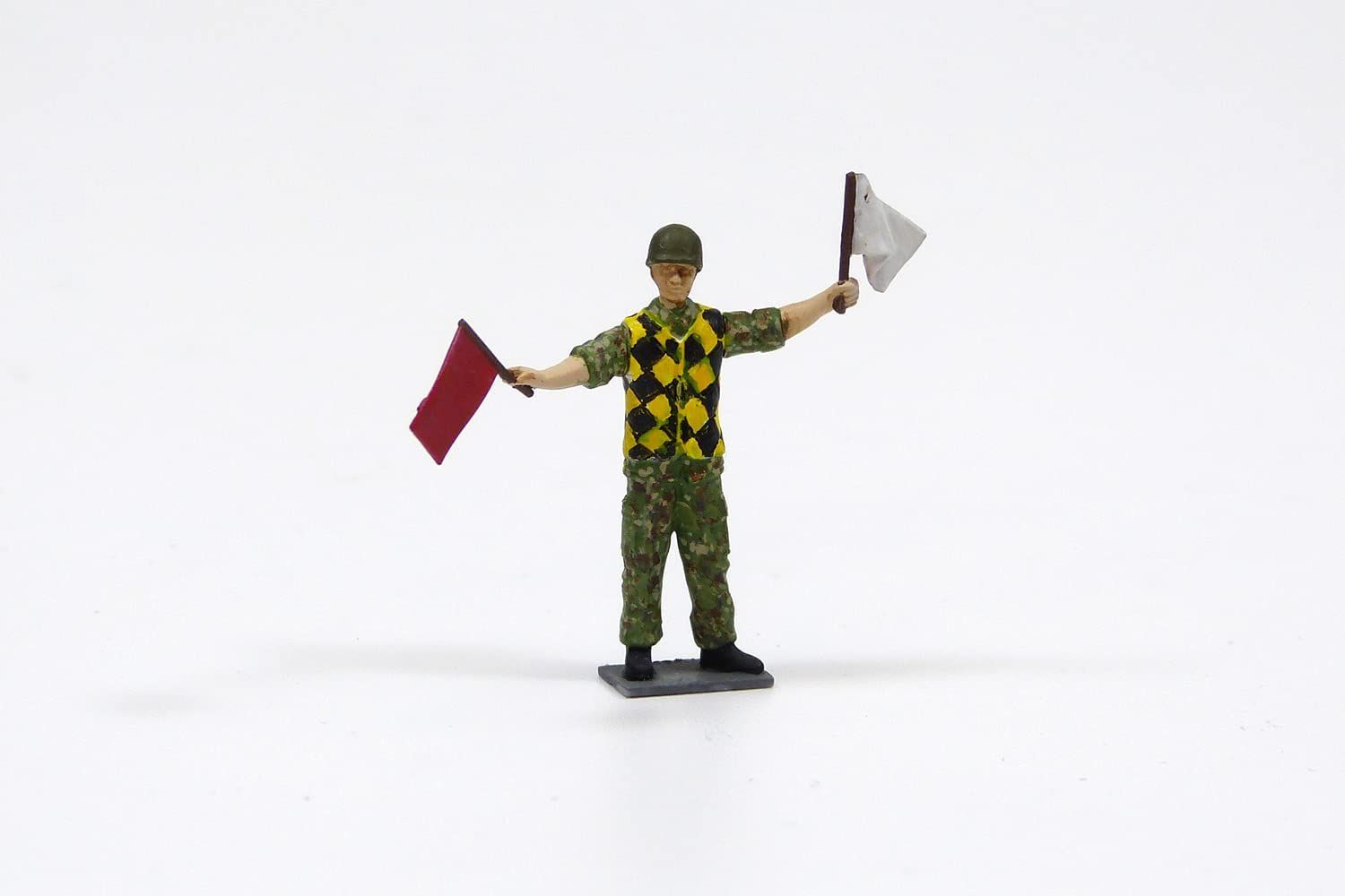 Aoshima JGSDF OH-1 Ninja & Towing Tractor Set - BanzaiHobby