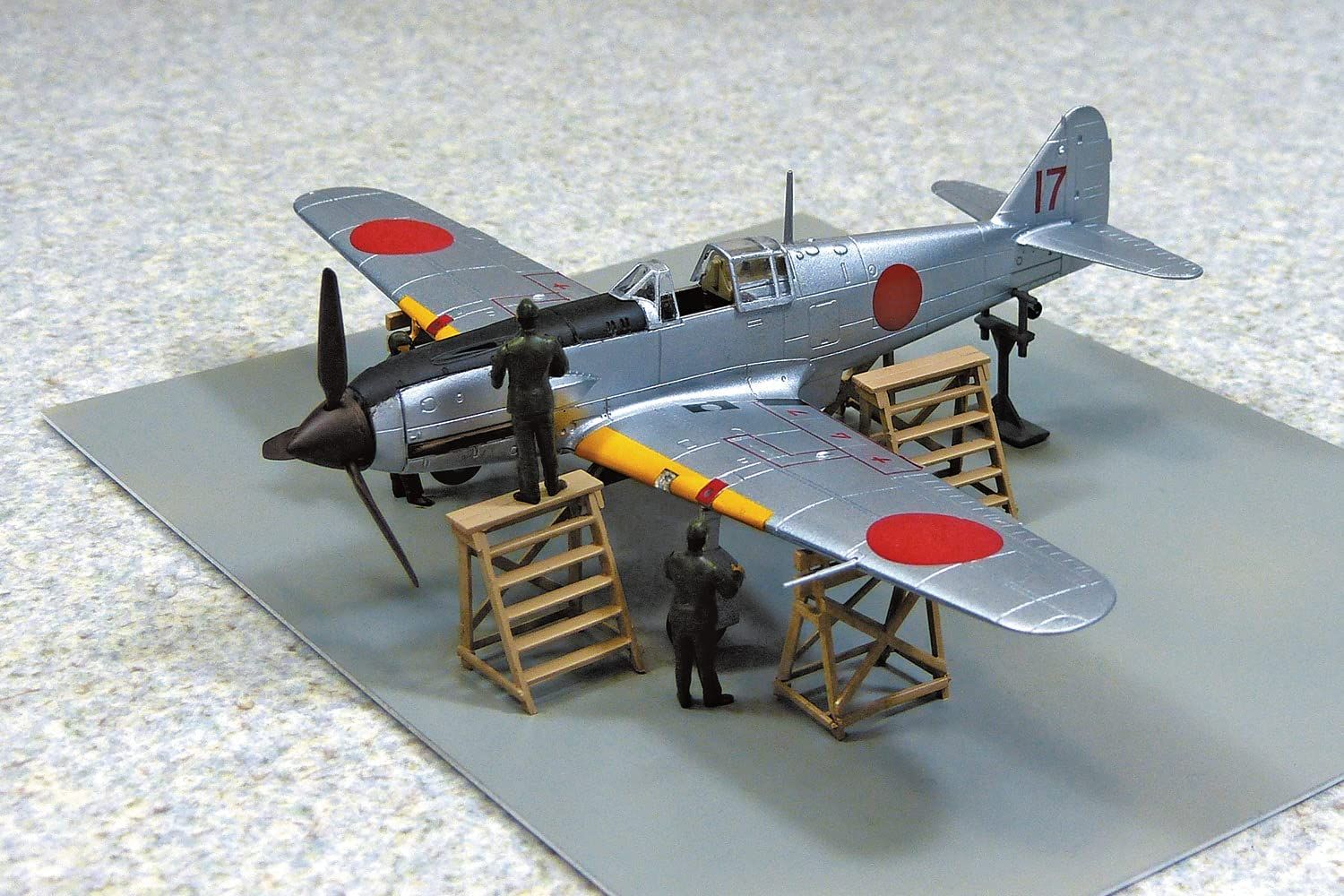 Aoshima Kawasaki Ki-61 II Hien Incremental Prototype Kai - BanzaiHobby