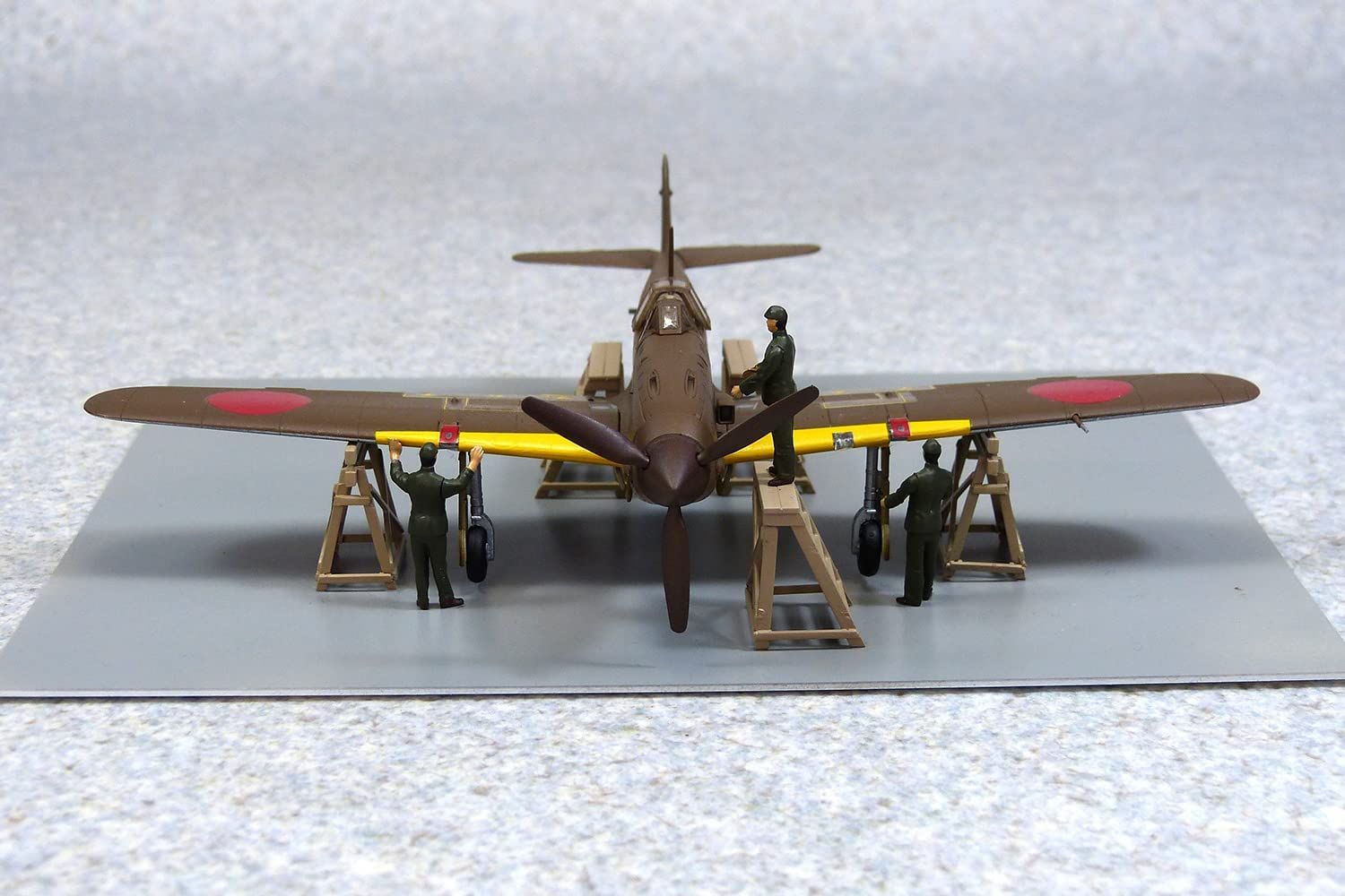 Aoshima Kawasaki Ki-61 II Hien Kai - BanzaiHobby