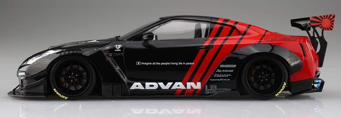 Aoshima LB Works R35 GT-R type 2 Ver.2 - BanzaiHobby
