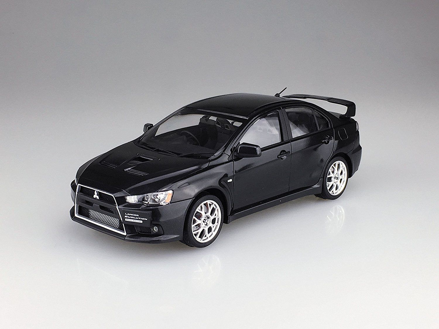 Aoshima Mitsubishi CZ4A Lancer Evolution Final Edition '15 Phantom Black - BanzaiHobby