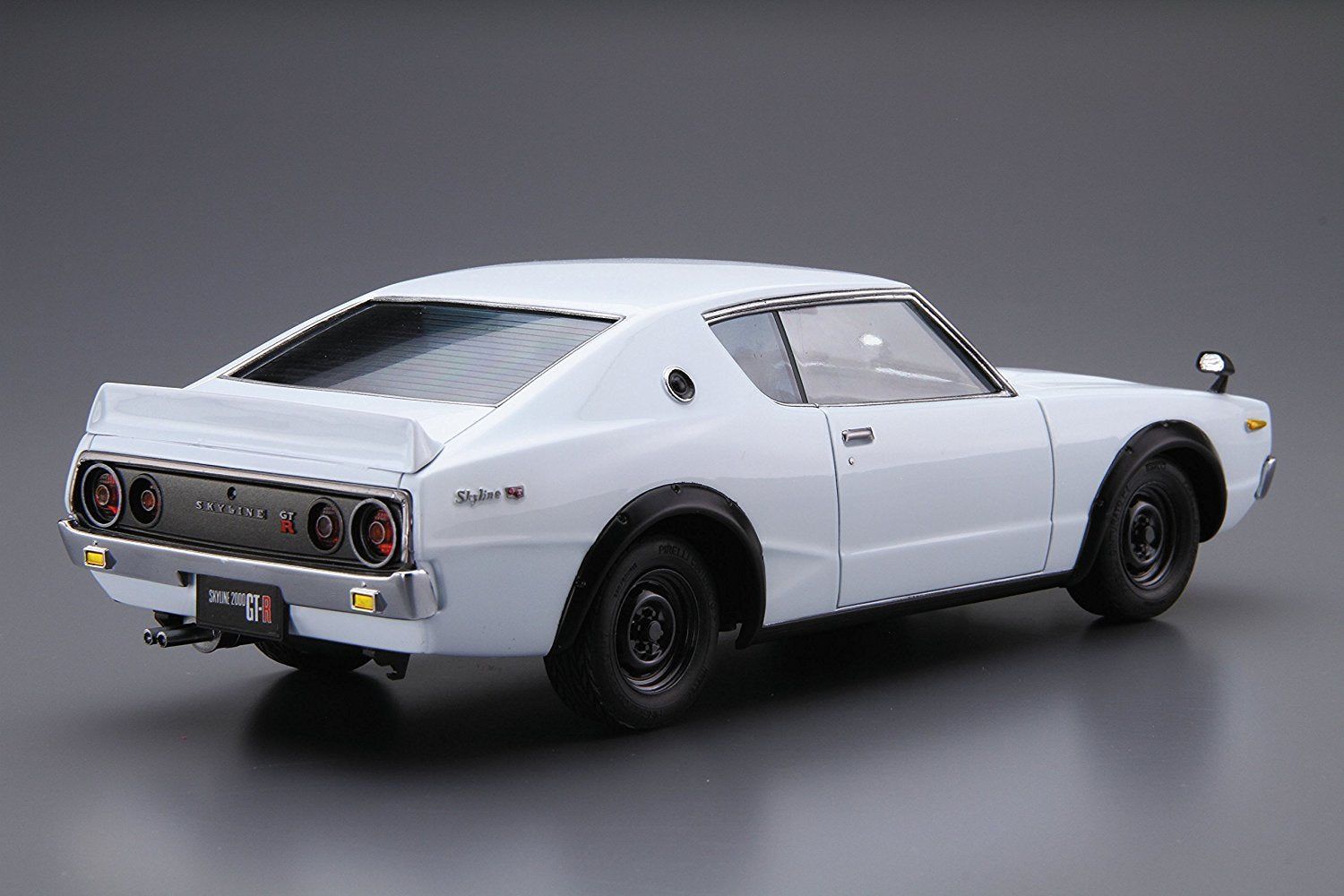 Aoshima Nissan KPGC110 Skyline HT2000GT-R '73 - BanzaiHobby