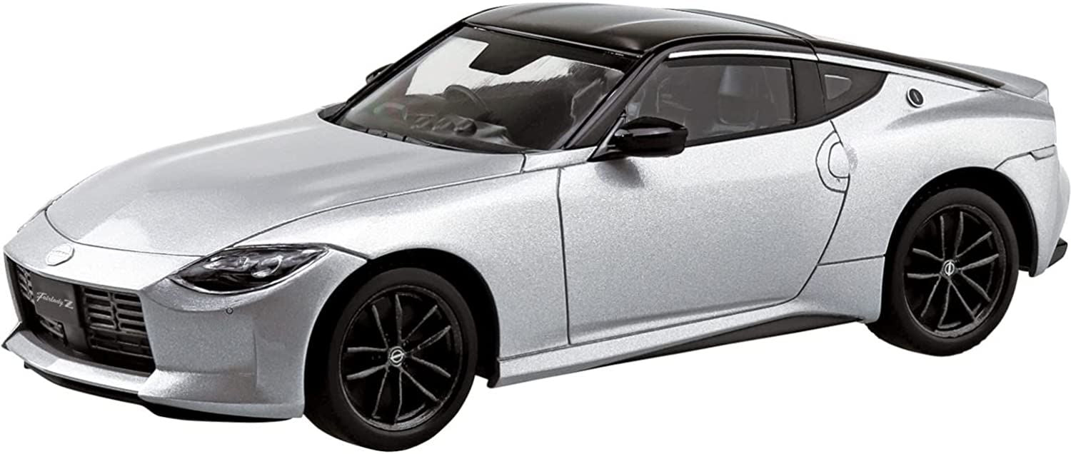 Aoshima Nissan RZ34 Fairlady Z (Brilliant Silver) - BanzaiHobby