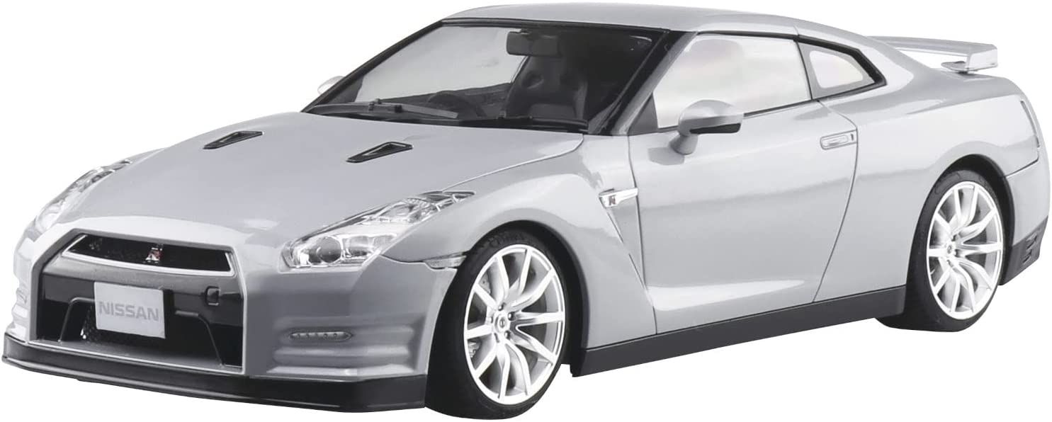 Aoshima Nissn R35 GT-R `14 Ultimate Silver Metallic - BanzaiHobby