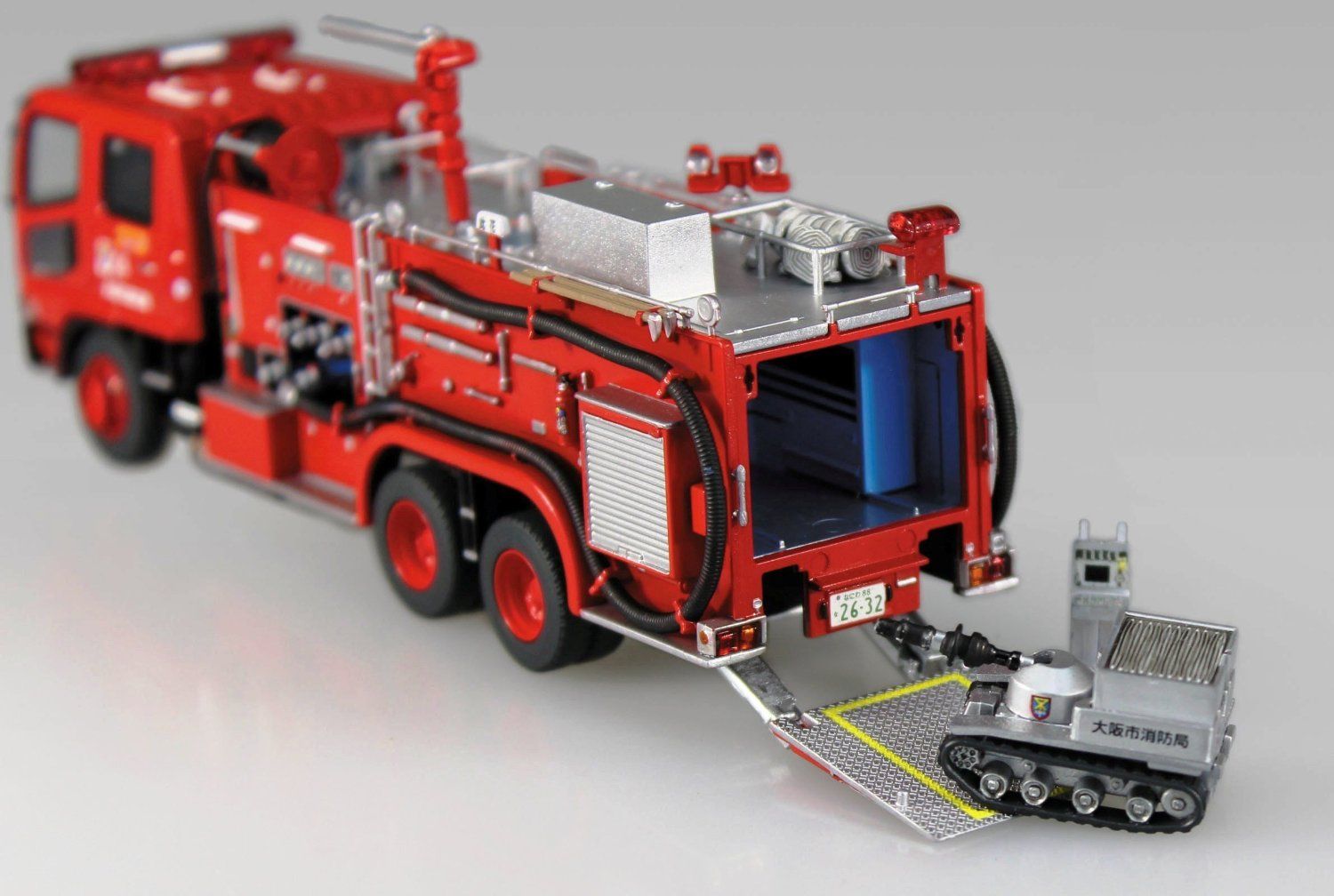 Aoshima Working Vehicle No.1 Chemical Fire Pumper Truck - BanzaiHobby