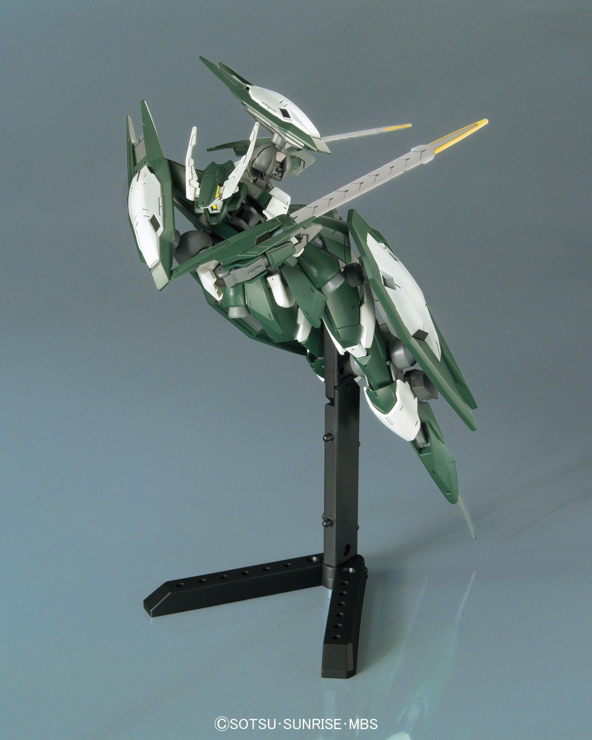 Bandai HG 034 Reginlaze Julia - BanzaiHobby