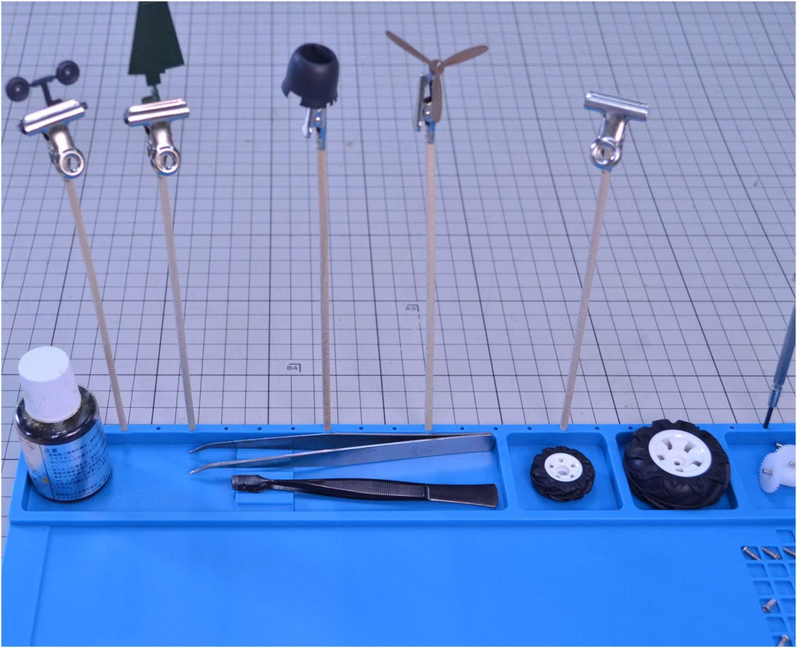 Doyusha 130223 SGOT! Silicon Work Mat for Hobby M - BanzaiHobby