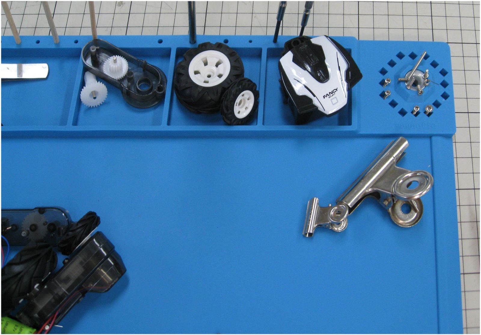 Doyusha 130230 SGOT! Silicon Work Mat for Hobby L - BanzaiHobby