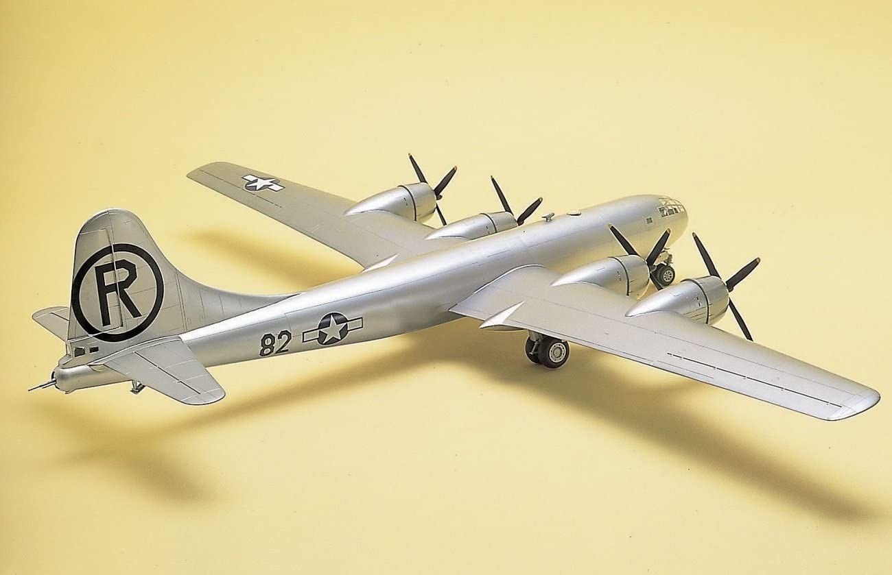 Doyusha B-29A Superfortress `Enola Gay` - BanzaiHobby