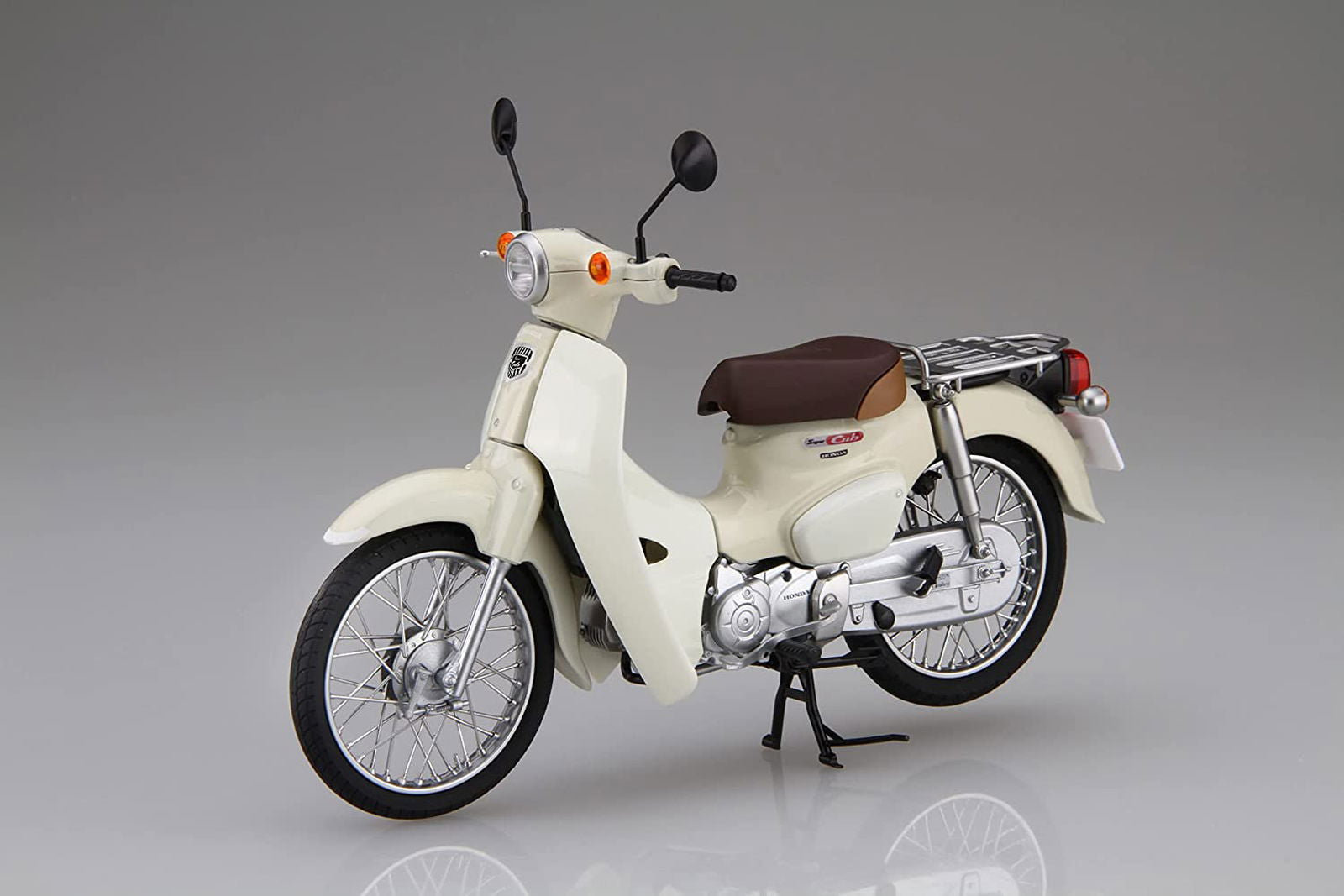 Fujimi Honda Super Cub110 (Virgin Beige) - BanzaiHobby