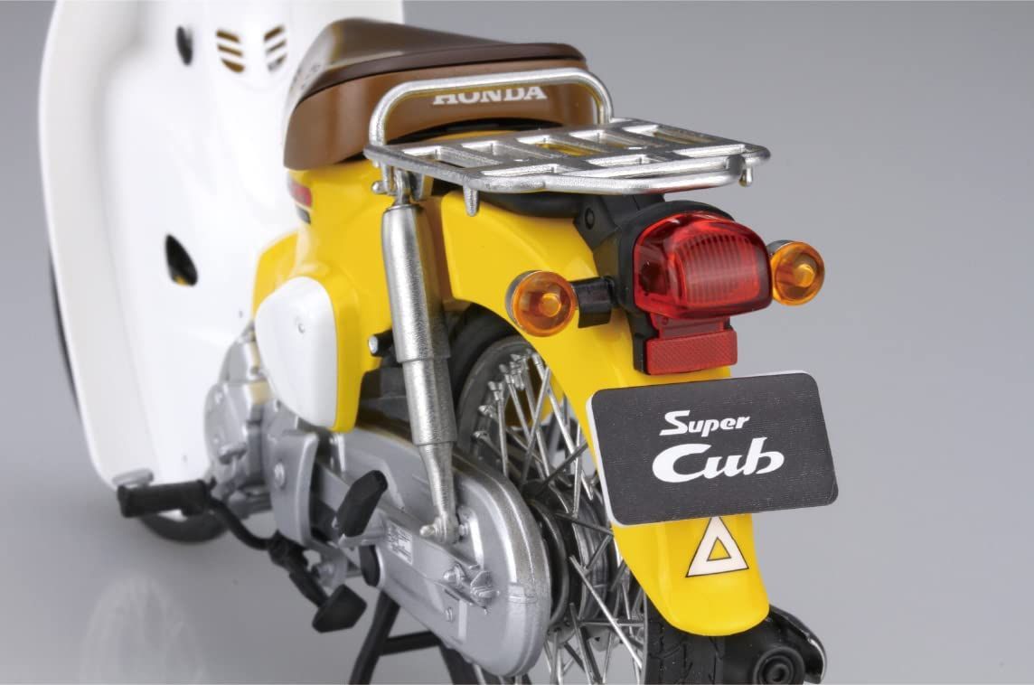 Fujimi Honda Super Cub110 (Virgin Beige) - BanzaiHobby