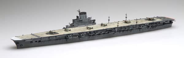 Fujimi IJN Aircraft Carrier Taihou (Wood Deck) Full Hull Model - BanzaiHobby