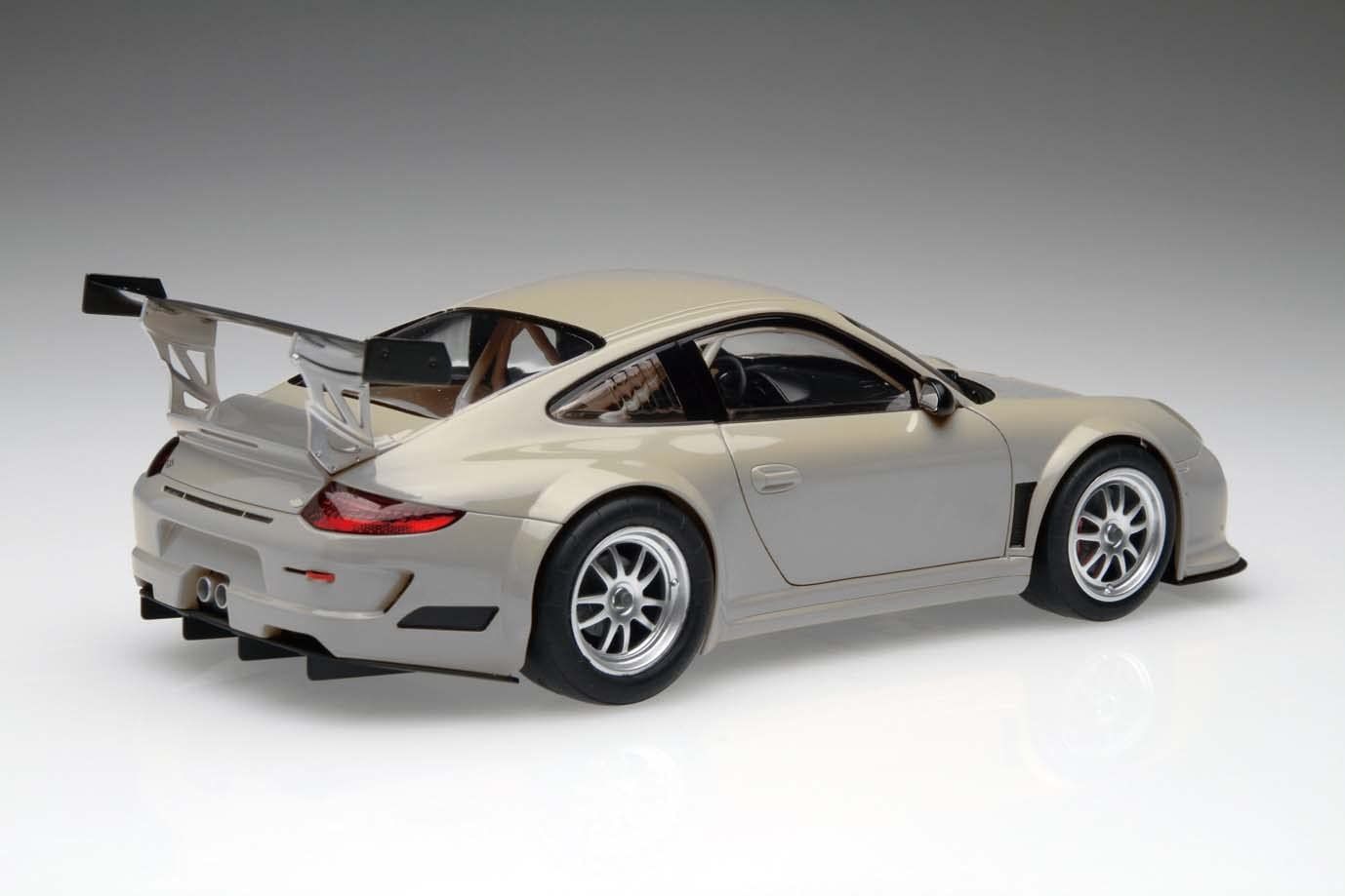 Fujimi Porsche 911 GT3R - BanzaiHobby