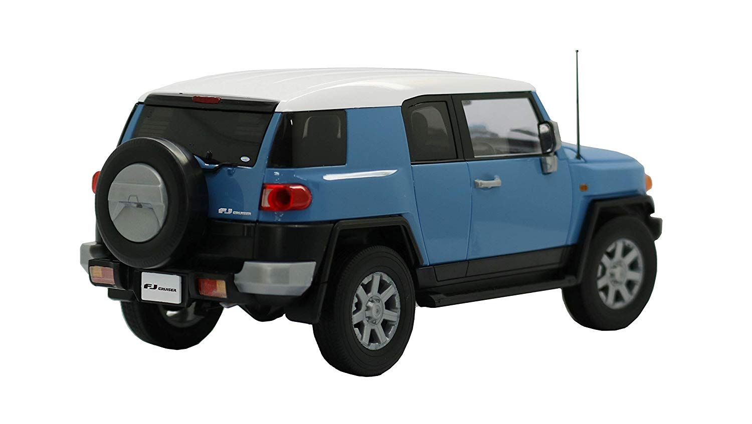 Fujimi Toyota FJ Cruiser (Smoky Blue) - BanzaiHobby
