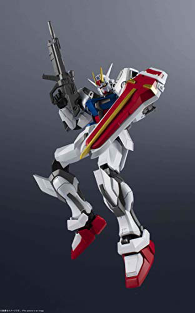 GUNDAM UNIVERSE 機動戦士ガンダムSEED GAT-X105 STRIKE GUNDAM 約150mm ABS&PVC製 塗装済み可動フィギュア - BanzaiHobby