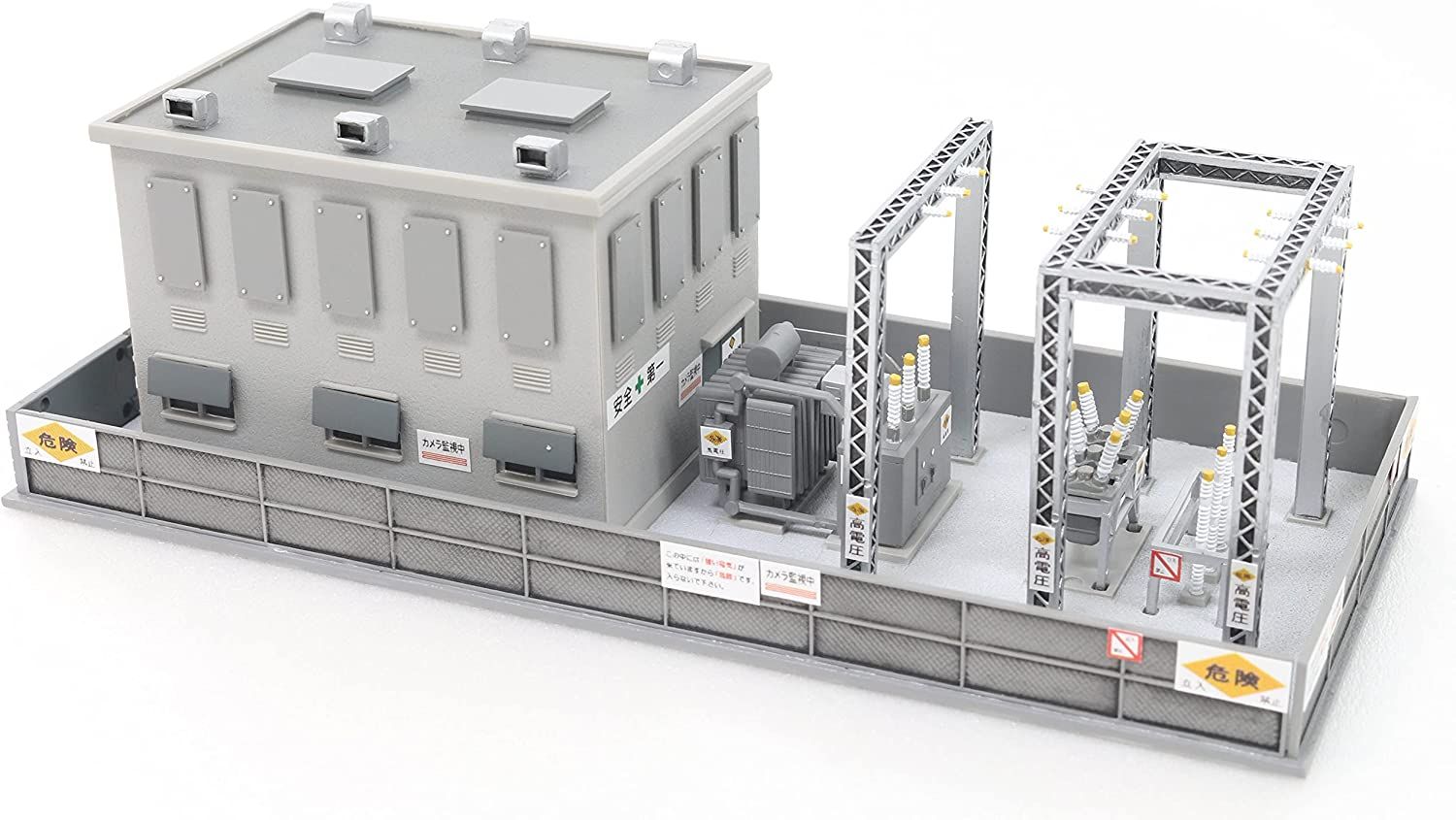 Greenmax 2211 Transformer Substation (Unassembled Kit) - BanzaiHobby
