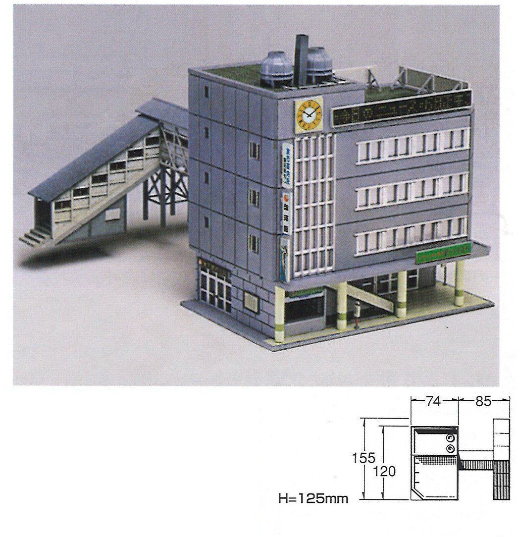 Greenmax 5-storey Station Building with Overpass (Unassembled Kit) - BanzaiHobby