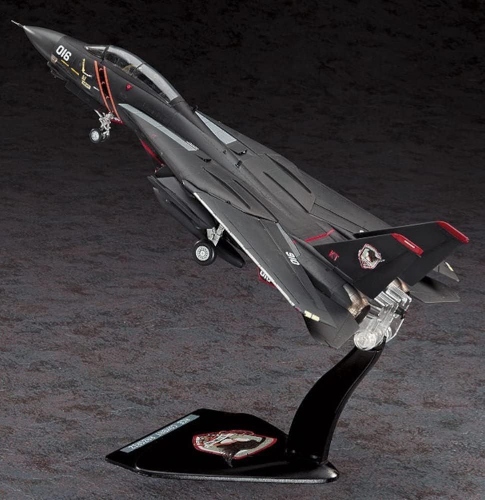 Hasegawa F-14A Tomcat `Ace Combat Razgriz Squadron` - BanzaiHobby