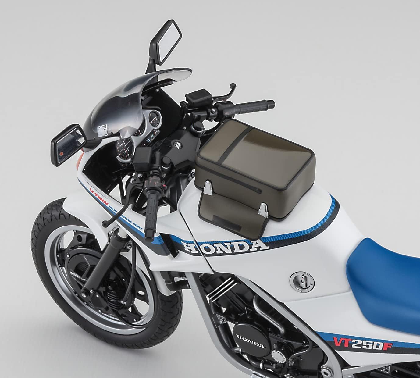 Hasegawa Honda VT250F (MC08) (1984) - BanzaiHobby