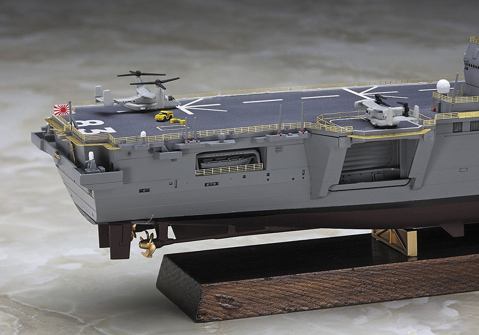 Hasegawa JMSDF Helicopter Loaded Escort Ship Izumo Full Hull Special - BanzaiHobby