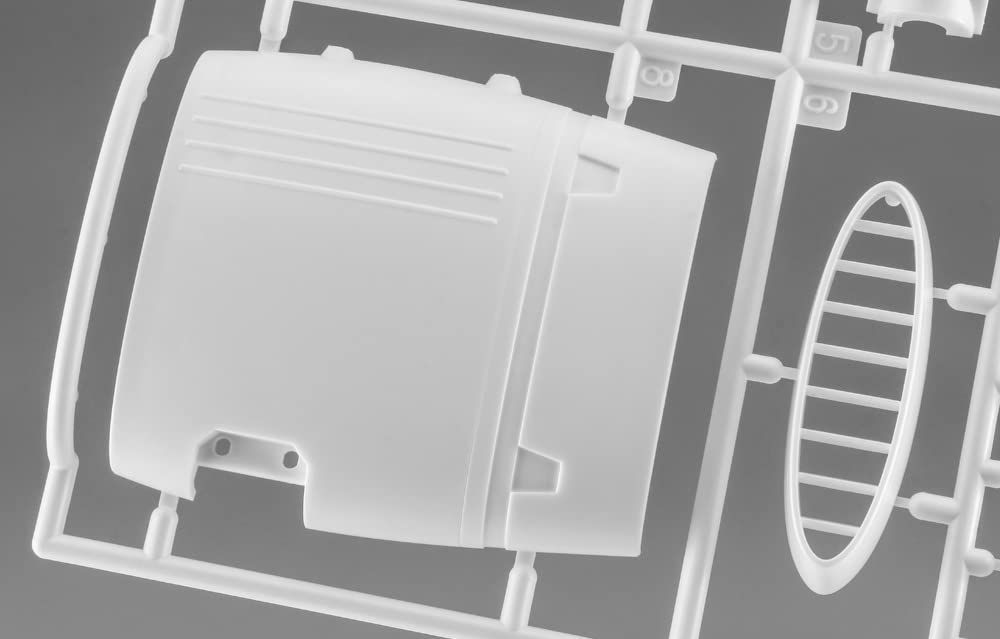 Hasegawa Regult (Equipped with Small Missile Pod Model) `Ma - BanzaiHobby