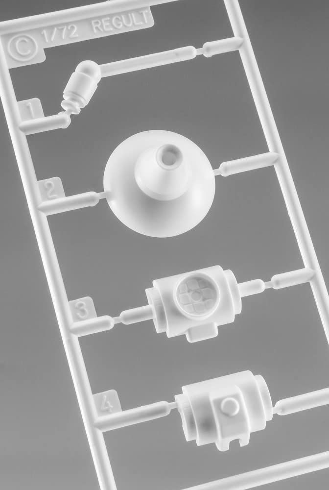 Hasegawa Regult (Equipped with Small Missile Pod Model) `Ma - BanzaiHobby