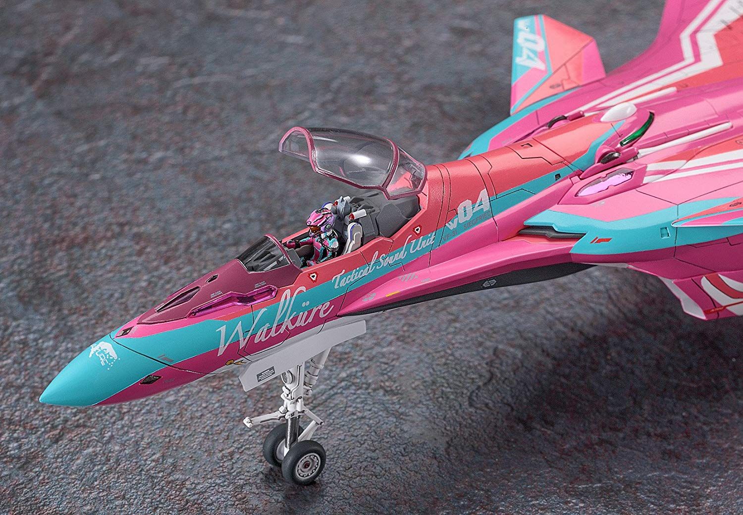 Hasegawa VF-31C Siegfried `Makina Nakajima Color` Macross Delta the Movie - BanzaiHobby