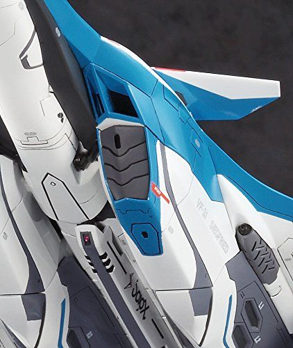 Hasegawa VF-31J Siegfried Hayate Custom Macross Delta - BanzaiHobby