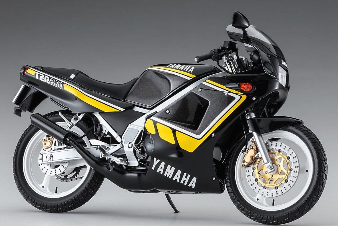 Hasegawa Yamaha TZR250 (2AW) `New Yamaha Black` - BanzaiHobby