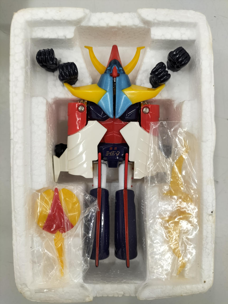 BANDAI THE Chogokin GT-06 Brave Raideen