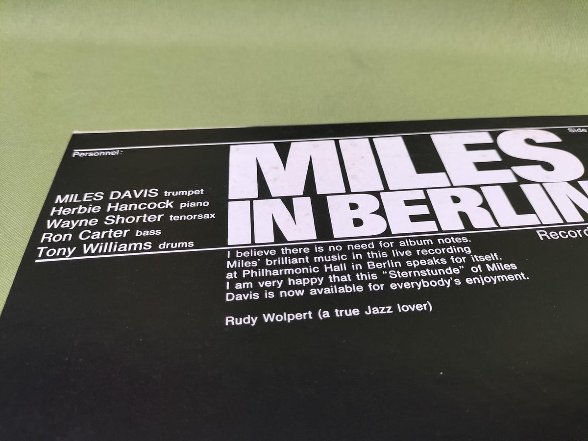 CBS SONY Record: MILES DAVIS/MILES IN BERLIN